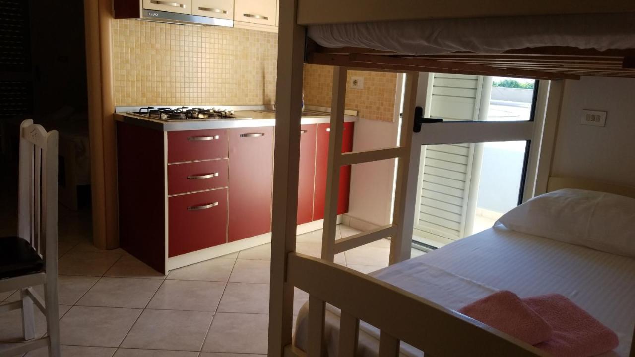 Apartments Rezidenca Sinani Orikum Bagian luar foto