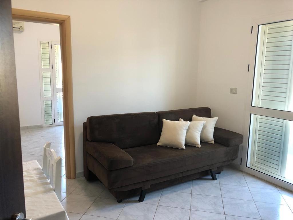 Apartments Rezidenca Sinani Orikum Ruang foto