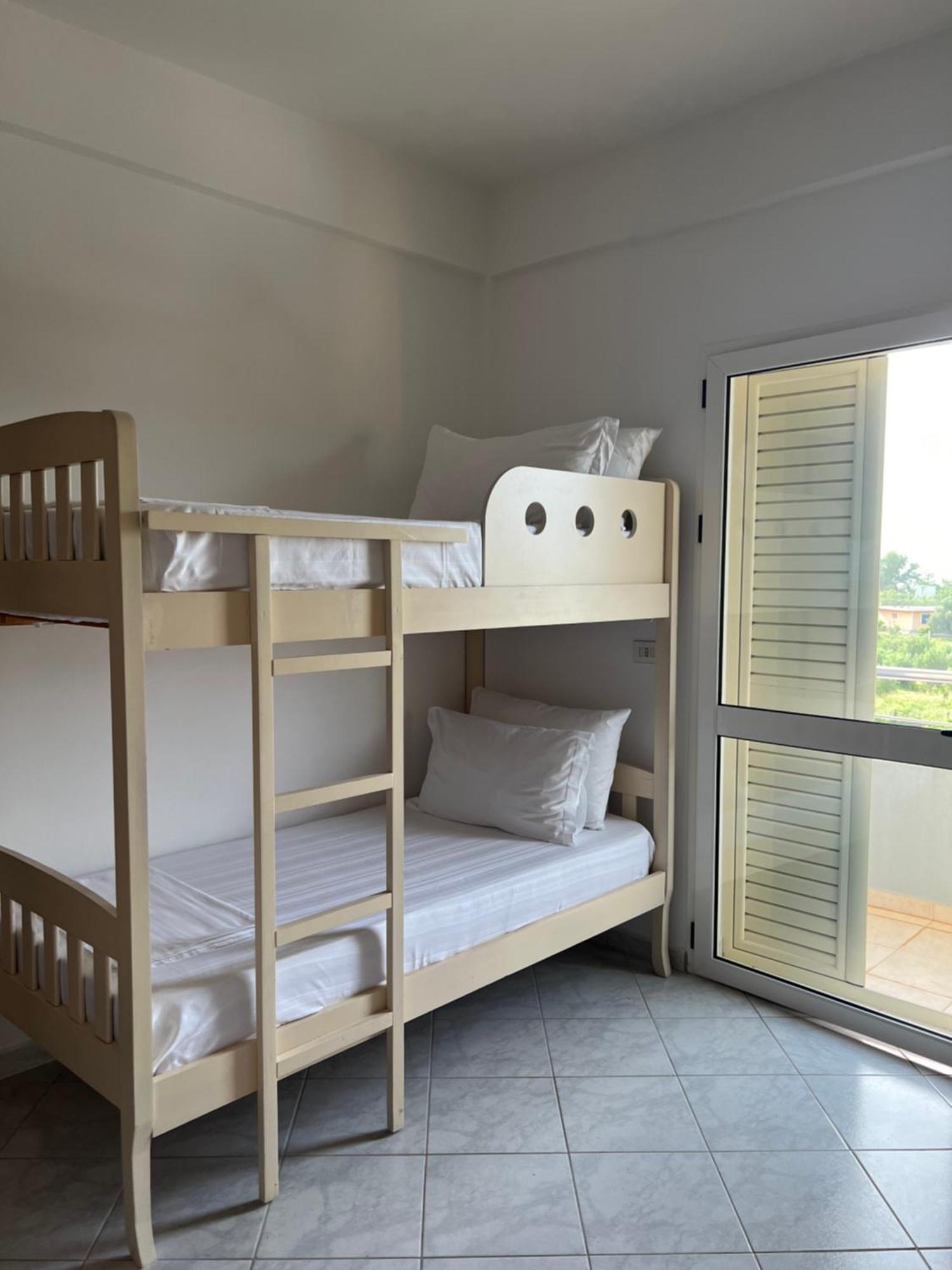 Apartments Rezidenca Sinani Orikum Bagian luar foto