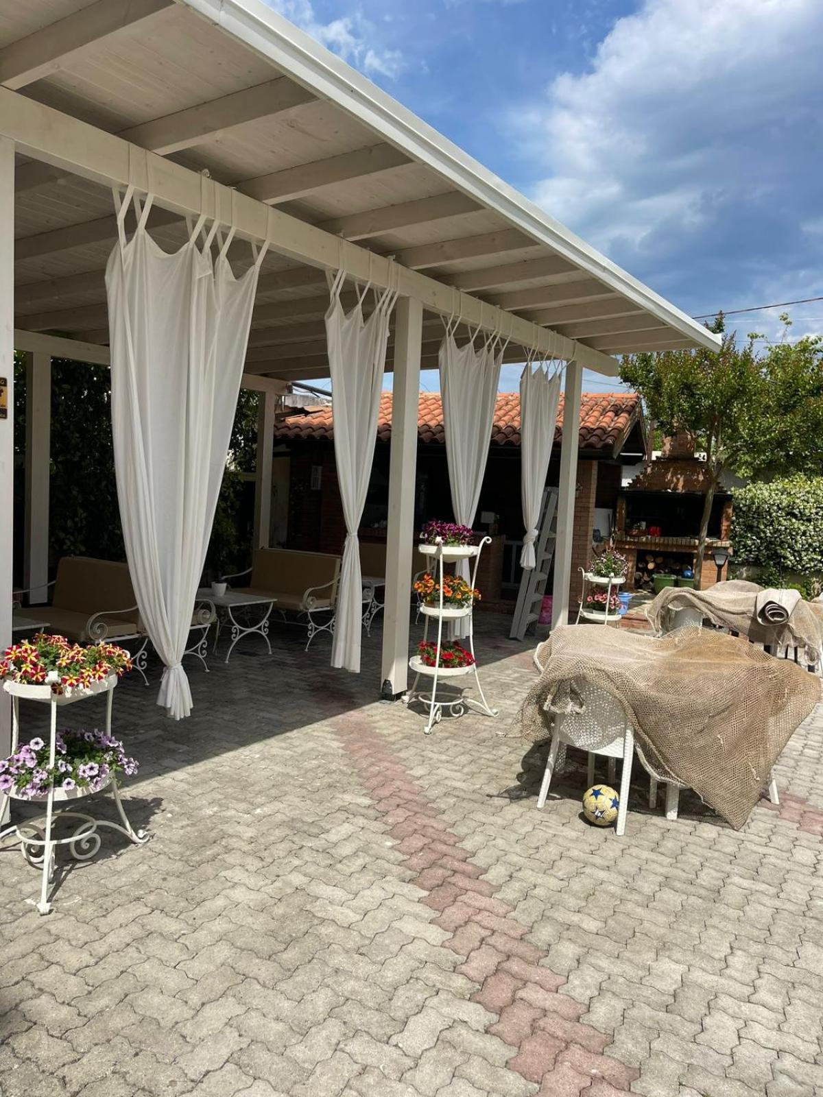 Apartments Rezidenca Sinani Orikum Bagian luar foto