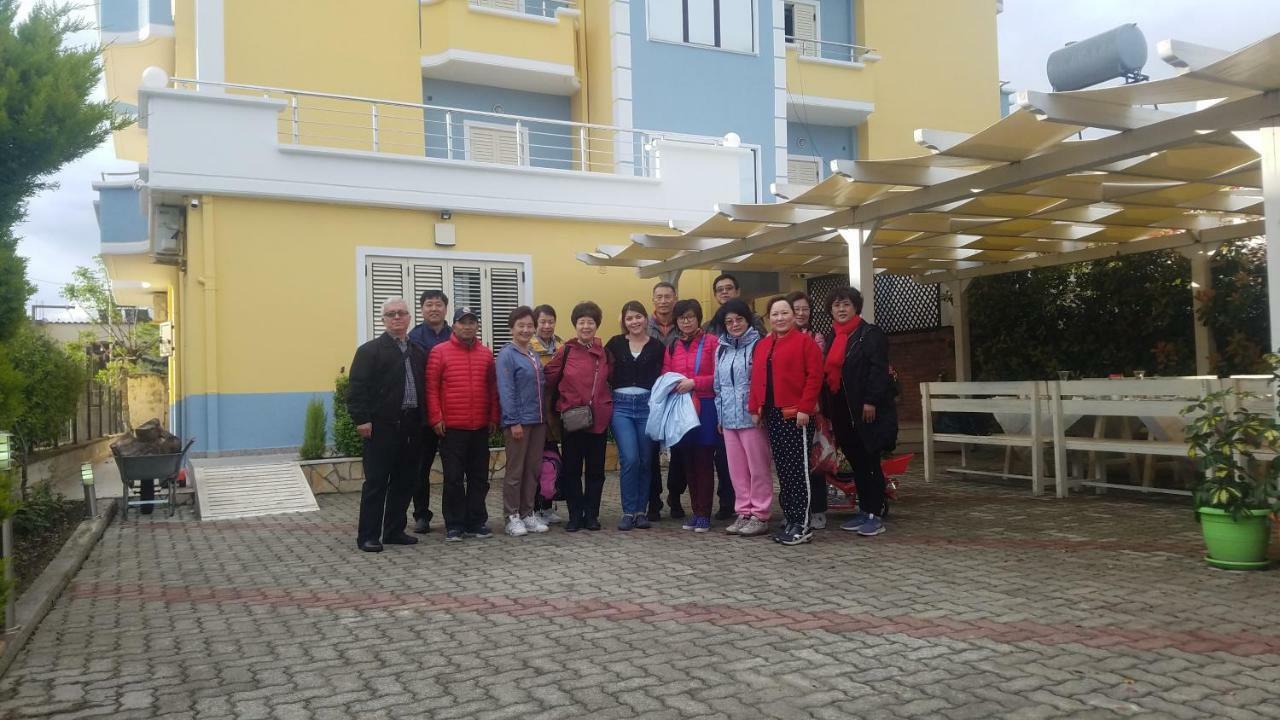 Apartments Rezidenca Sinani Orikum Bagian luar foto